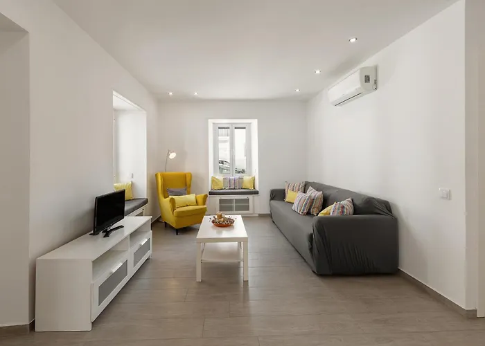 Casa Luzia Apartment Nazaré